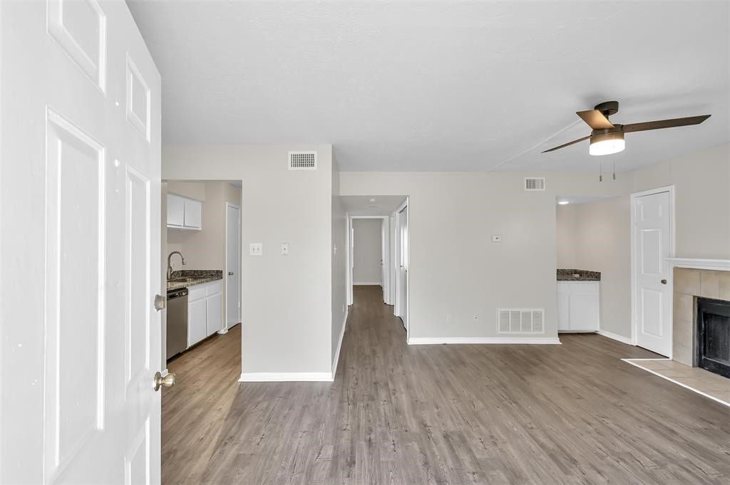 900 Holly Drive, #3, Conroe, TX 77301 900 Holly Drive, #3, Conroe, TX 77301