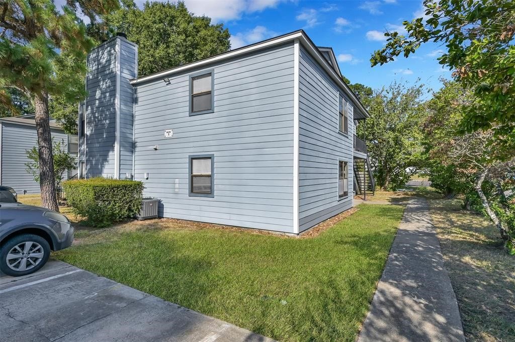 900 Holly Drive, #3, Conroe, TX 77301 900 Holly Drive, #3, Conroe, TX 77301