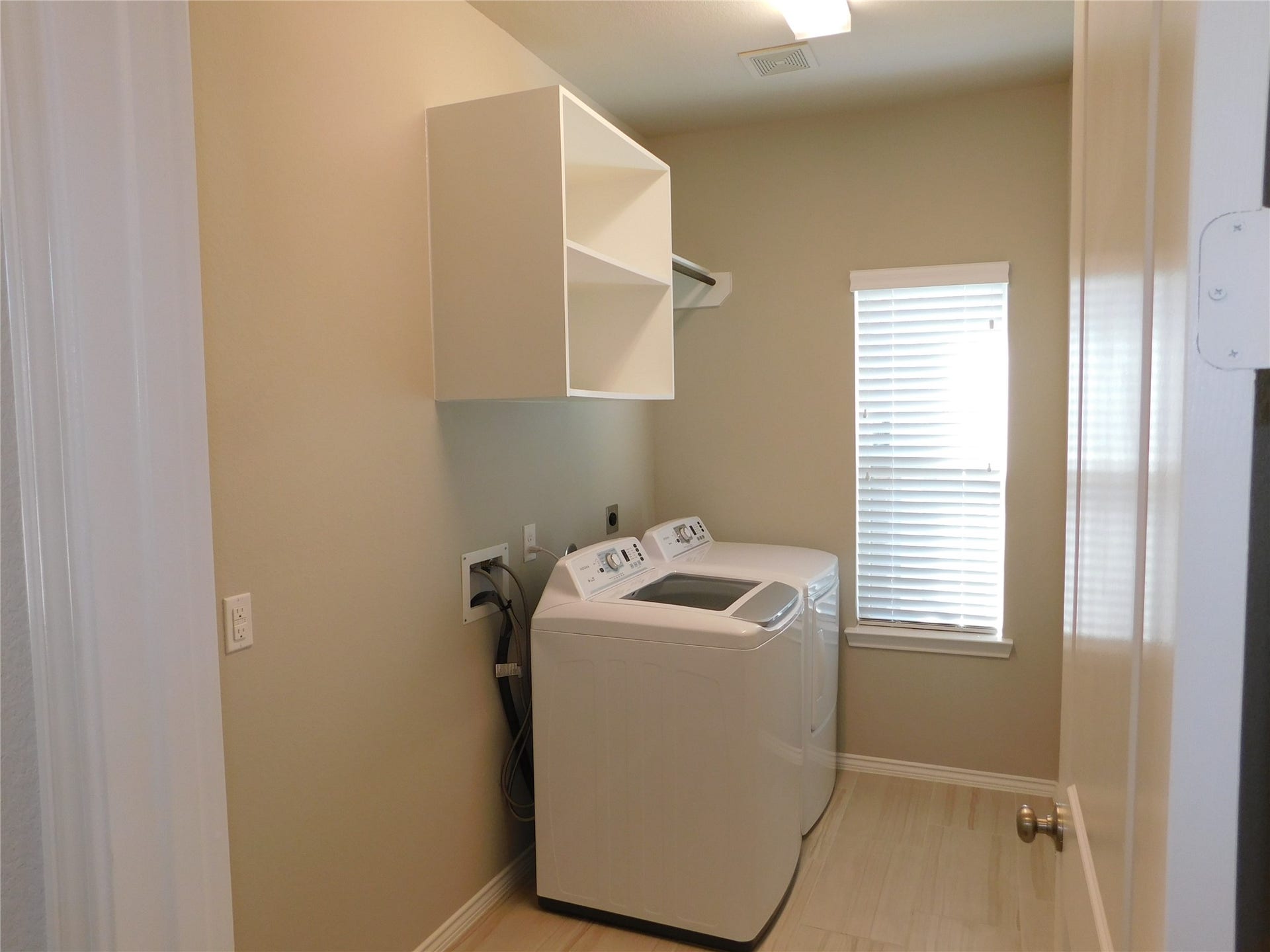 8152 Rosemary Sage Drive, Magnolia, TX 77354 8152 Rosemary Sage Drive, Magnolia, TX 77354