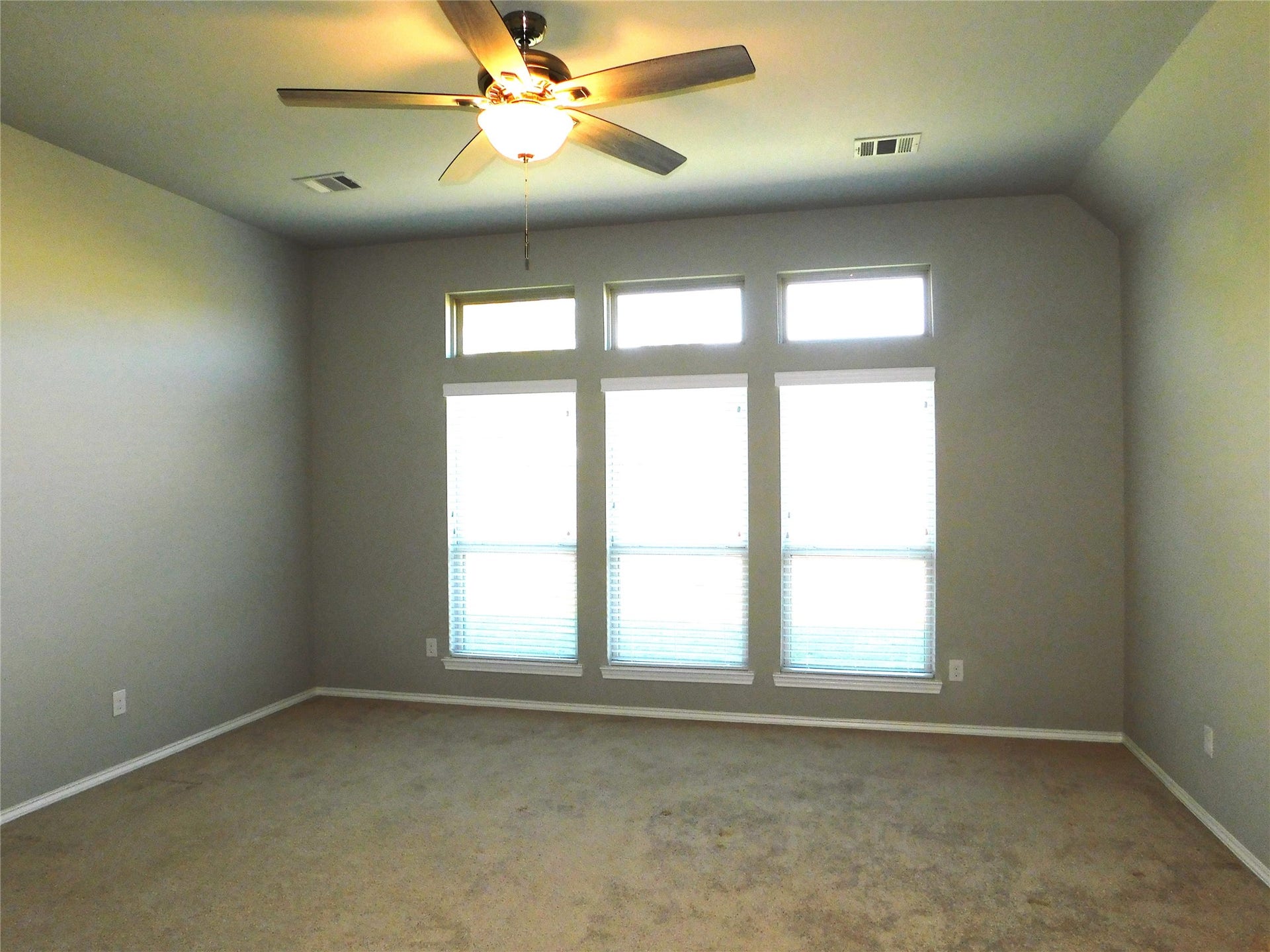 8152 Rosemary Sage Drive, Magnolia, TX 77354 8152 Rosemary Sage Drive, Magnolia, TX 77354