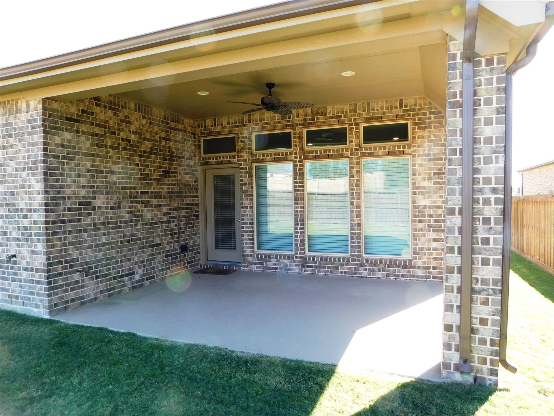 8152 Rosemary Sage Drive, Magnolia, TX 77354 8152 Rosemary Sage Drive, Magnolia, TX 77354