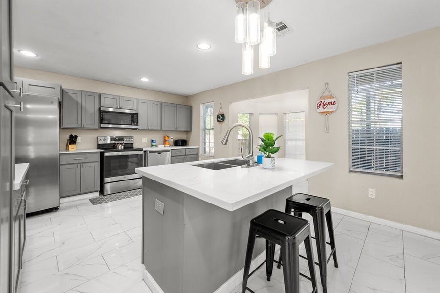 Property photo for 2504 Ferguson Way, Houston, TX