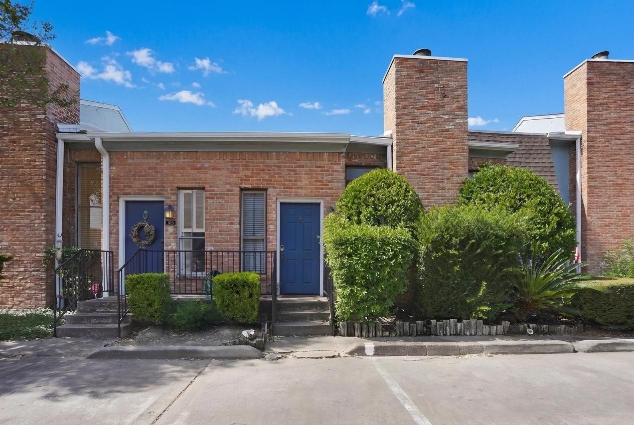 3200 S Gessner Road, #358, Houston, TX 77063 3200 S Gessner Road, #358, Houston, TX 77063
