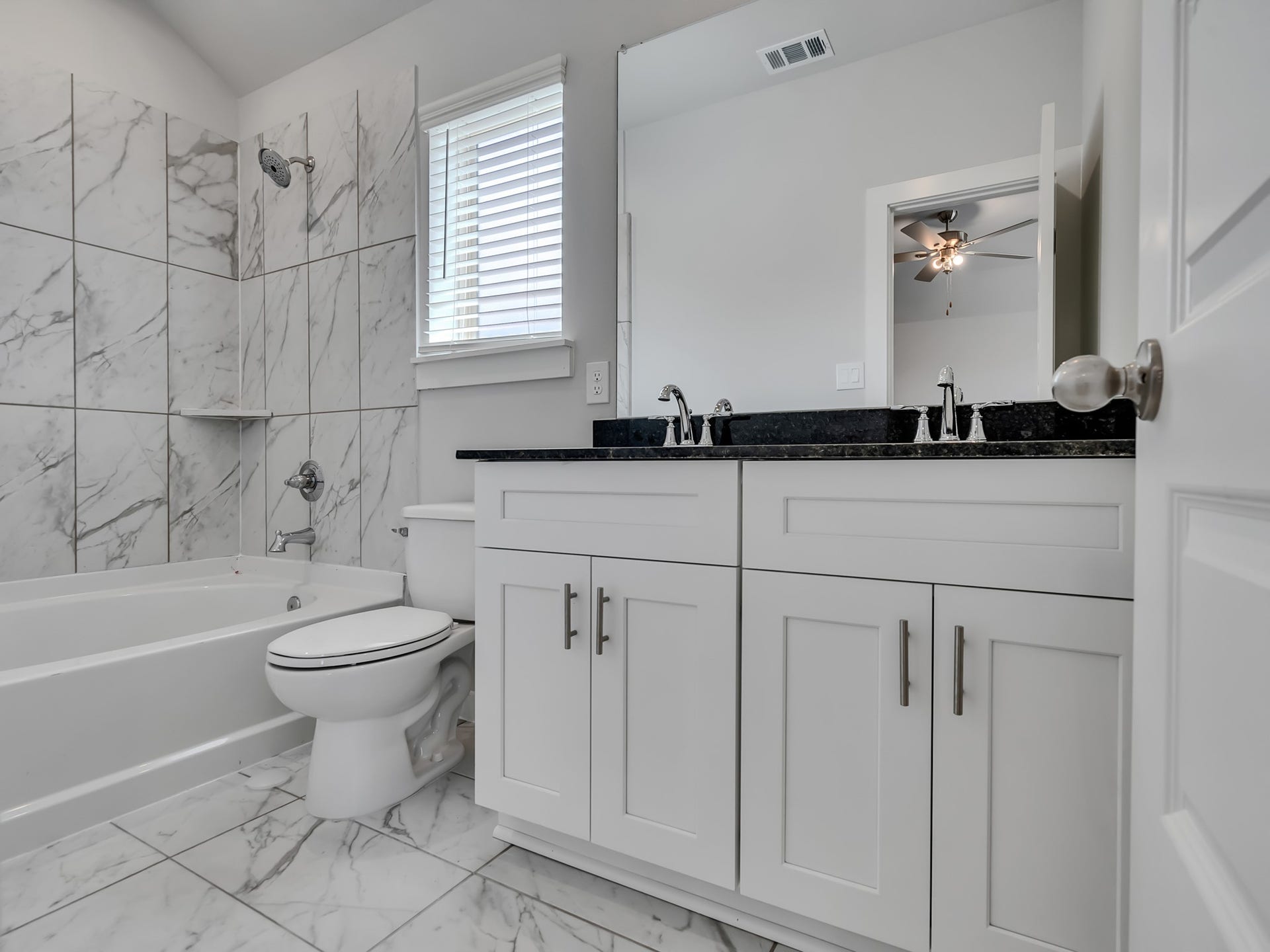 1206 Elsinore Drive, Rosharon, TX 77583 A dual vanity provides plenty of space for two to get ready comfortably.