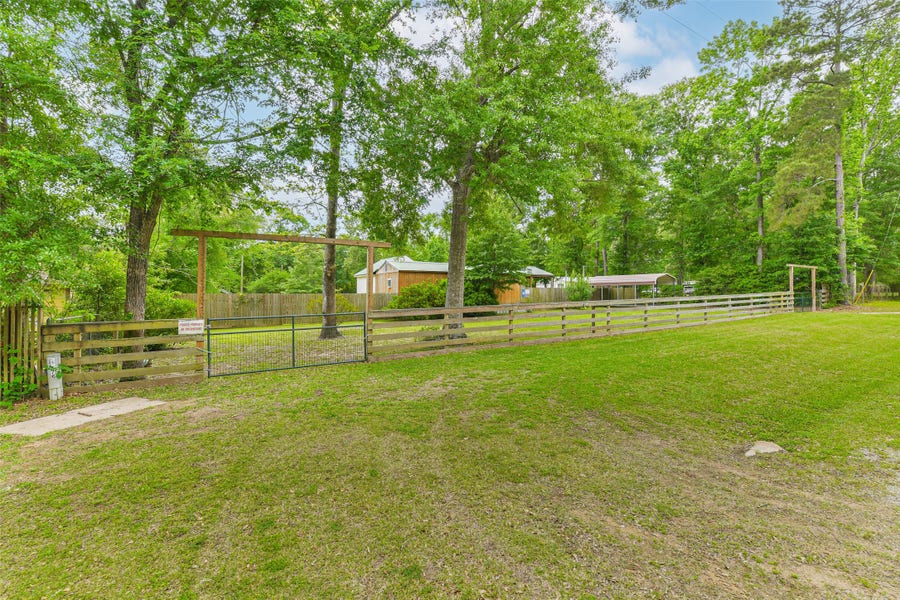 Property photo for 21940 Strickland Lane, Cleveland, TX