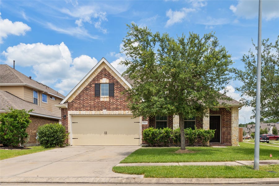 Property photo for 13602 Kodiak Brown Bear Street, Crosby, TX
