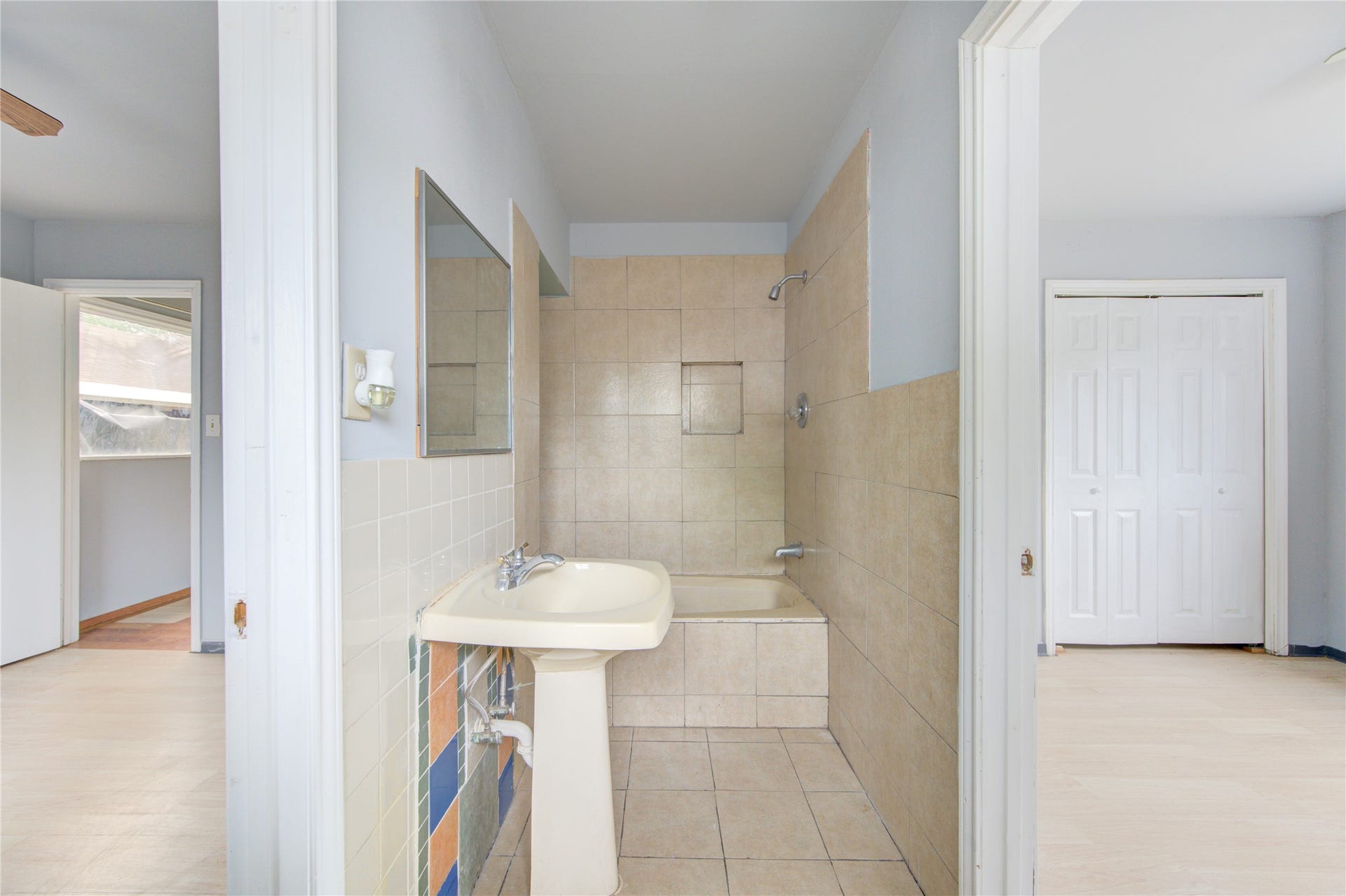 10717 Pillot Street, Houston, TX 77029 10717 Pillot Street, Houston, TX 77029