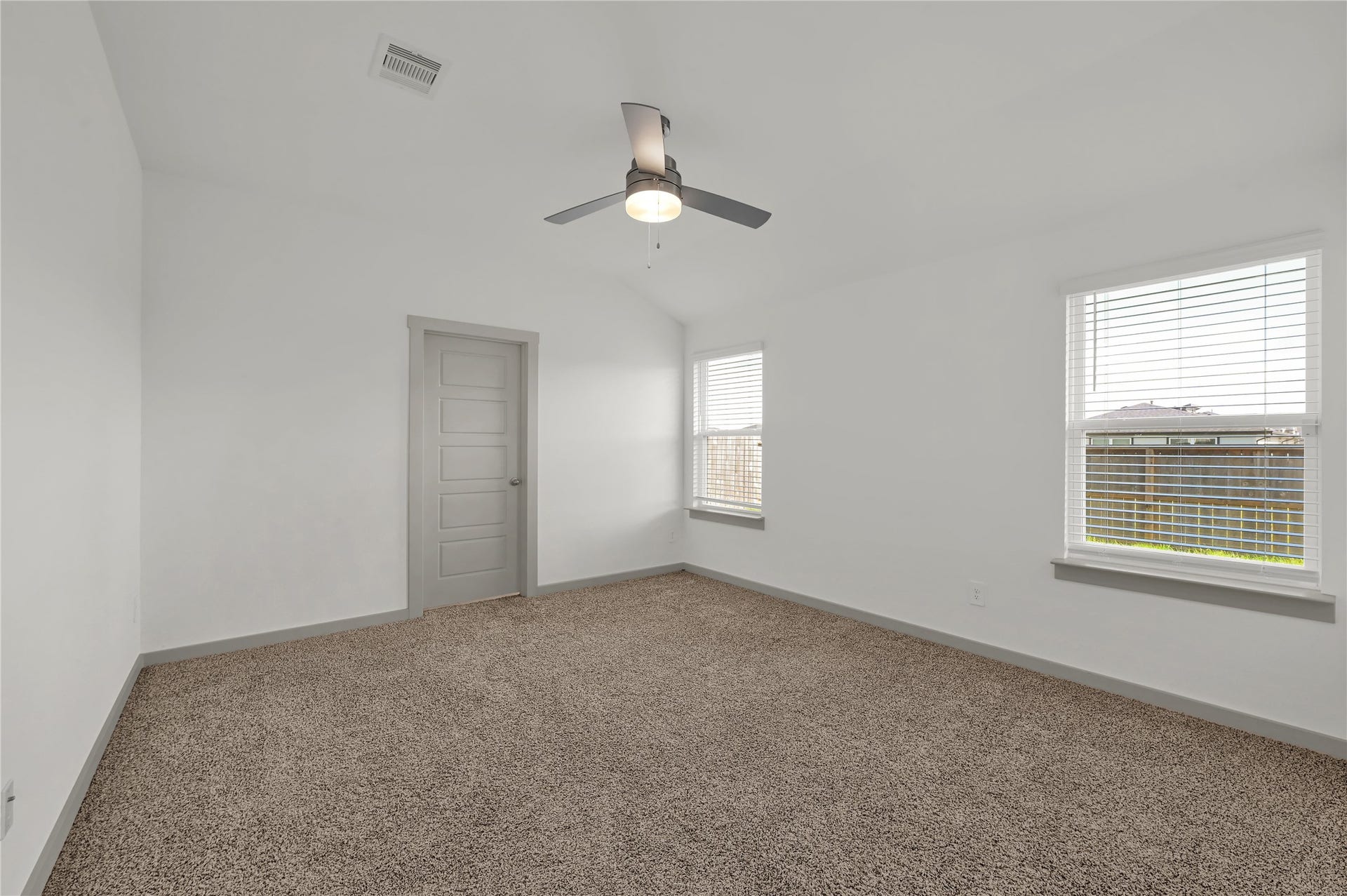 3029 Stamford Hill Lane, Houston, TX 77047 3029 Stamford Hill Lane, Houston, TX 77047