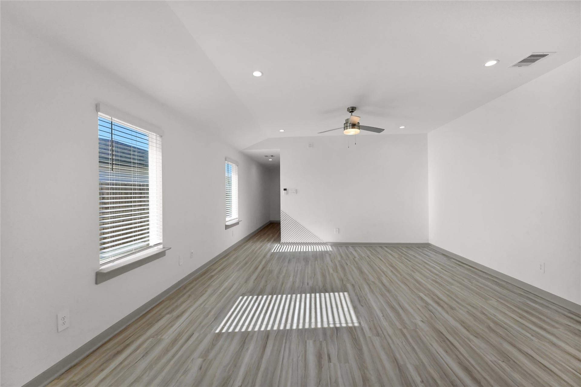 3029 Stamford Hill Lane, Houston, TX 77047 3029 Stamford Hill Lane, Houston, TX 77047