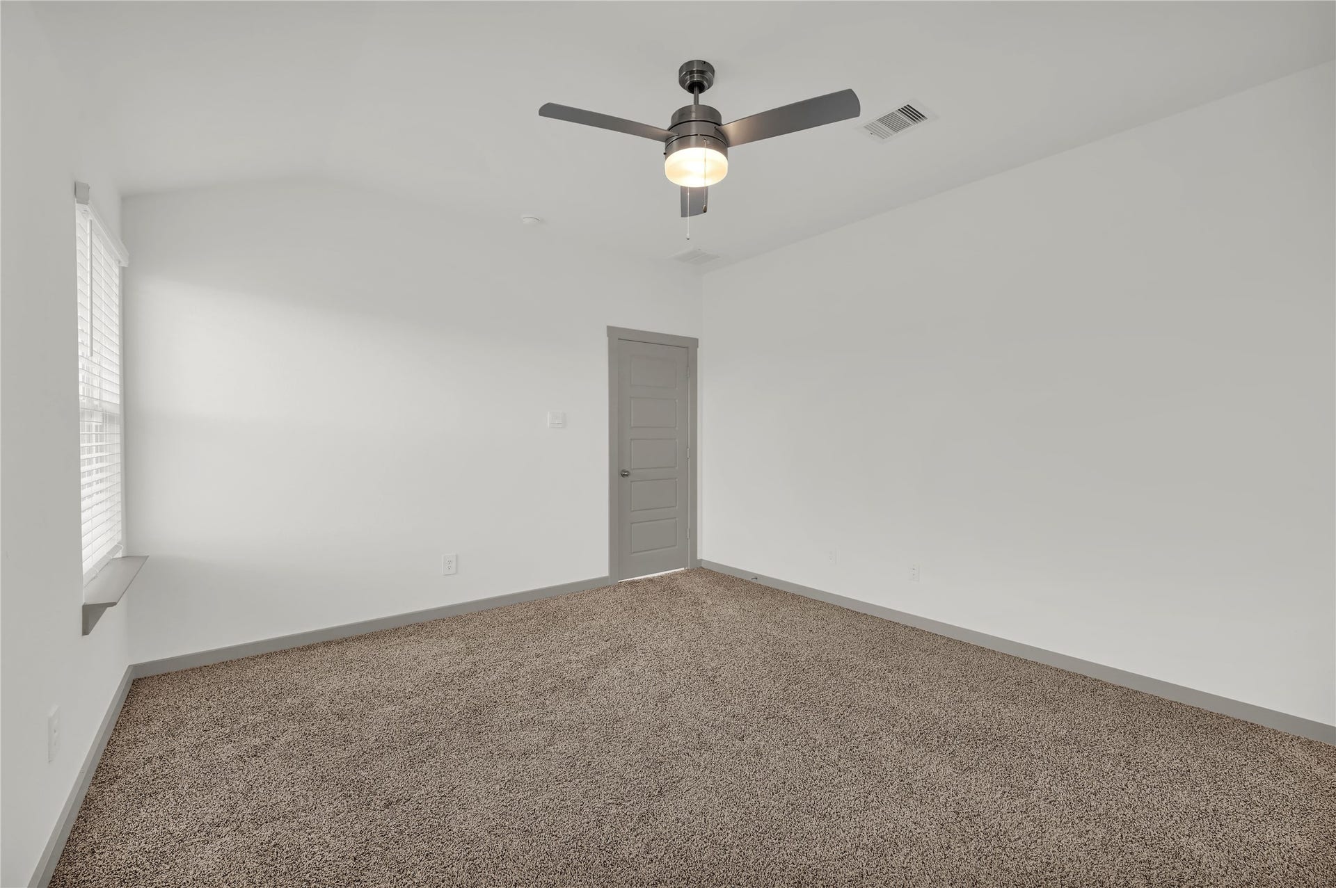 3029 Stamford Hill Lane, Houston, TX 77047 3029 Stamford Hill Lane, Houston, TX 77047