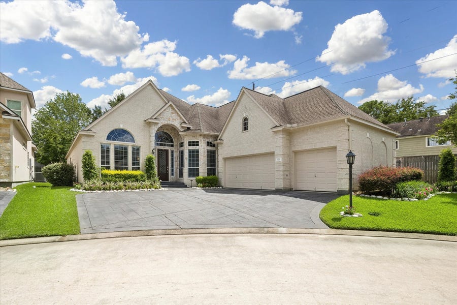 Property photo for 121 Marble Staff Court, Houston, TX