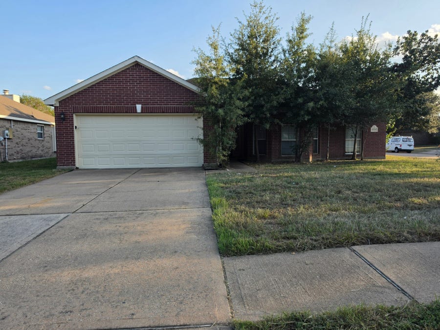 Property photo for 19347 Aspen Trails Drive, Katy, TX