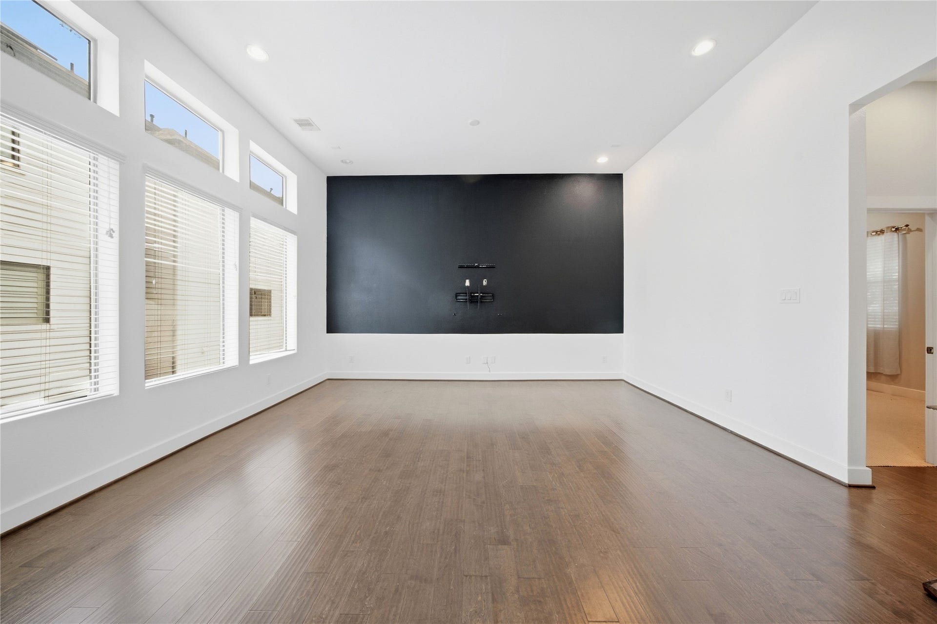 3015 Preston Street, Houston, TX 77003