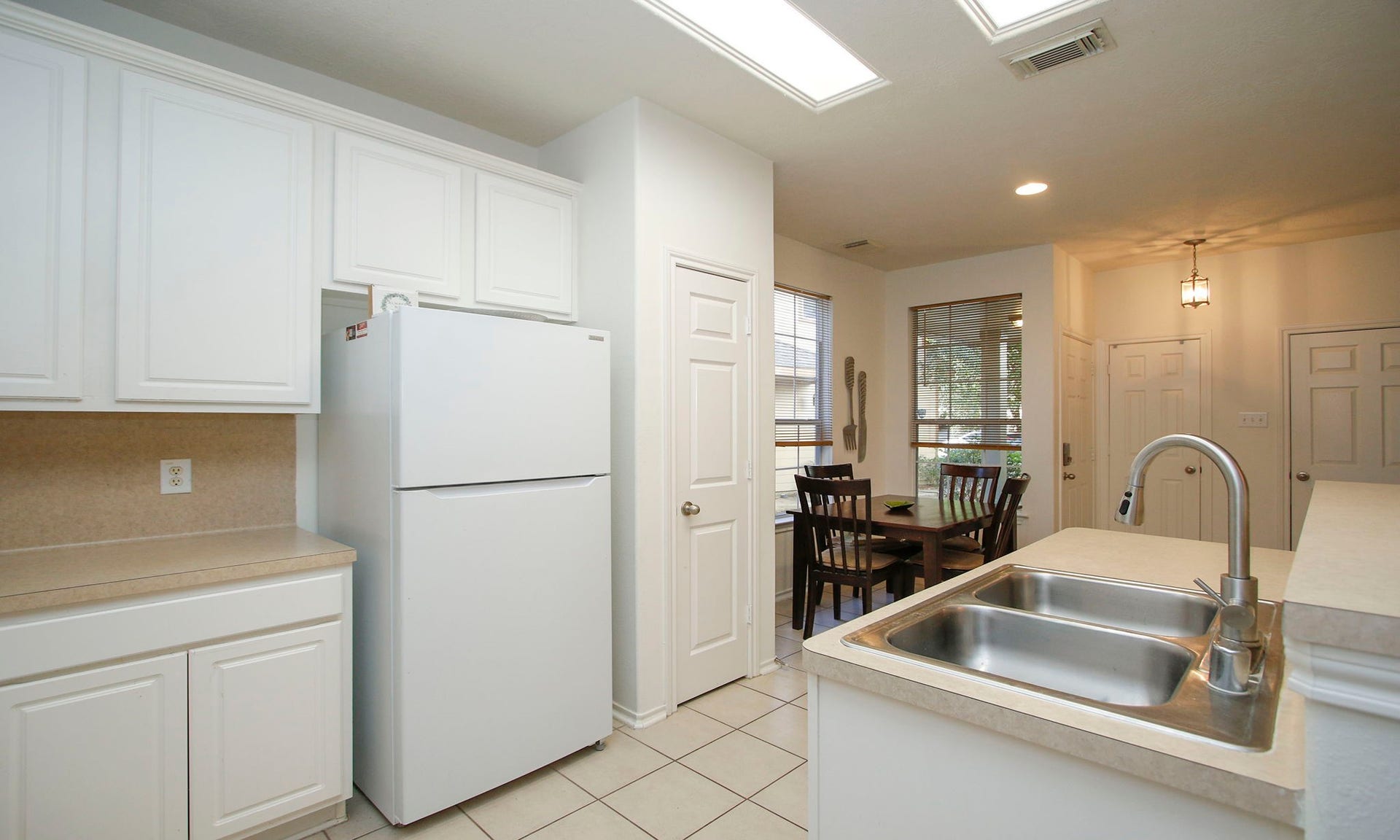 191 N Burberry Park Circle, The Woodlands, TX 77382