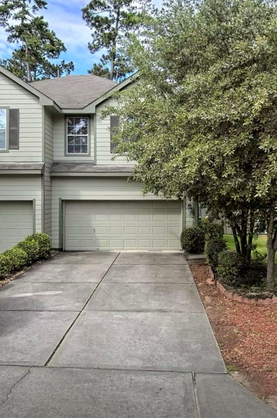 Property photo for 191 N Burberry Park Circle, The Woodlands, TX