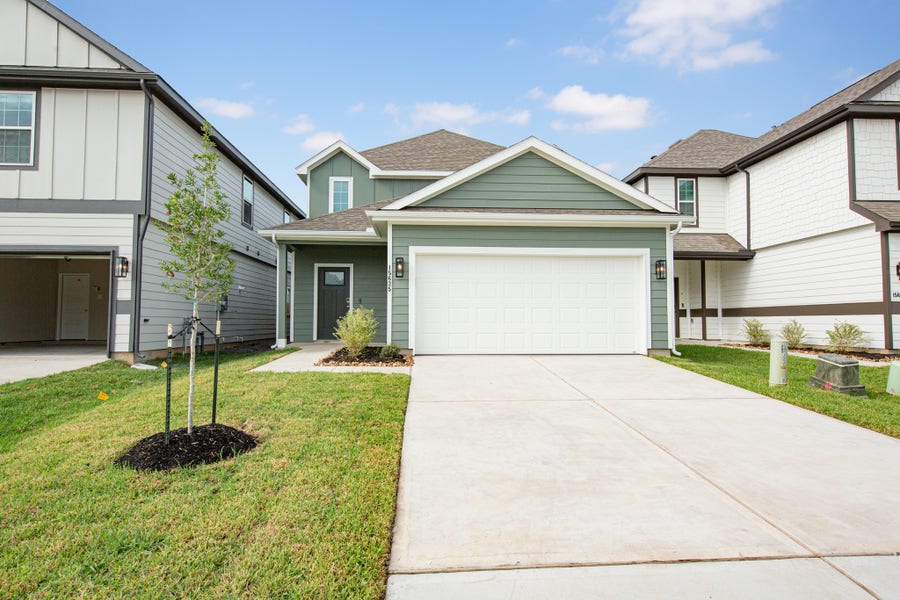Property photo for 15635 Agave Valley Trail, Houston, TX