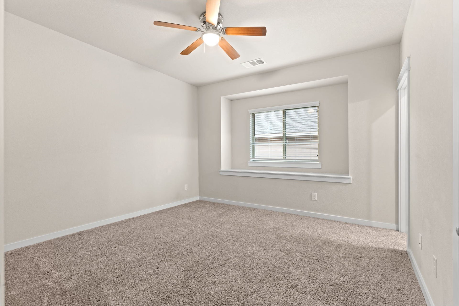 5323 Wyatt James Lane, Fulshear, TX 77423 5323 Wyatt James Lane, Fulshear, TX 77423