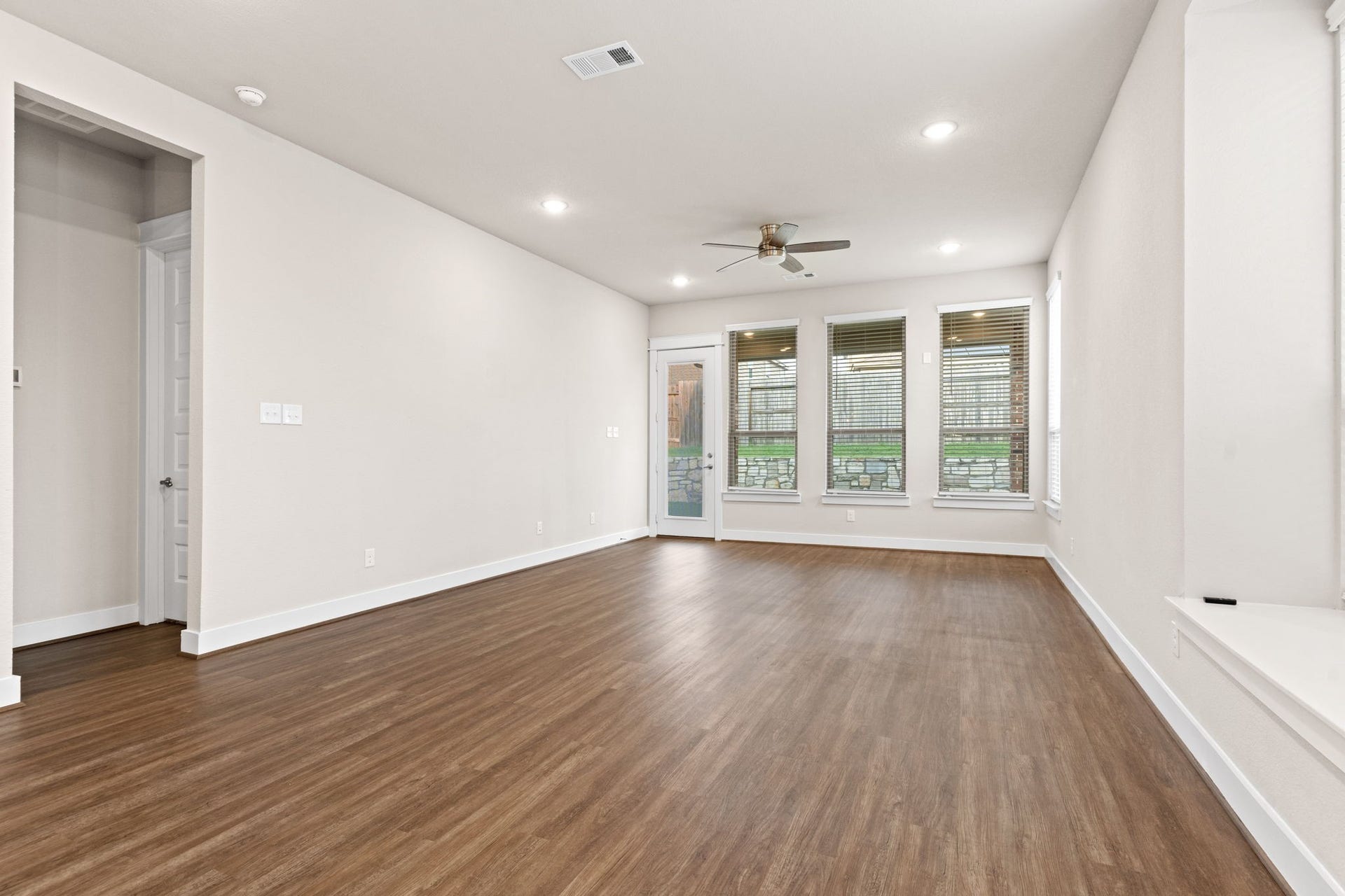 5323 Wyatt James Lane, Fulshear, TX 77423 5323 Wyatt James Lane, Fulshear, TX 77423