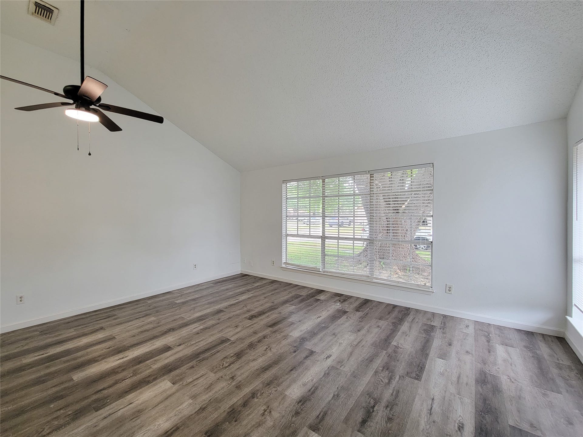 17008 Mercado Drive, Houston, TX 77083 17008 Mercado Drive, Houston, TX 77083