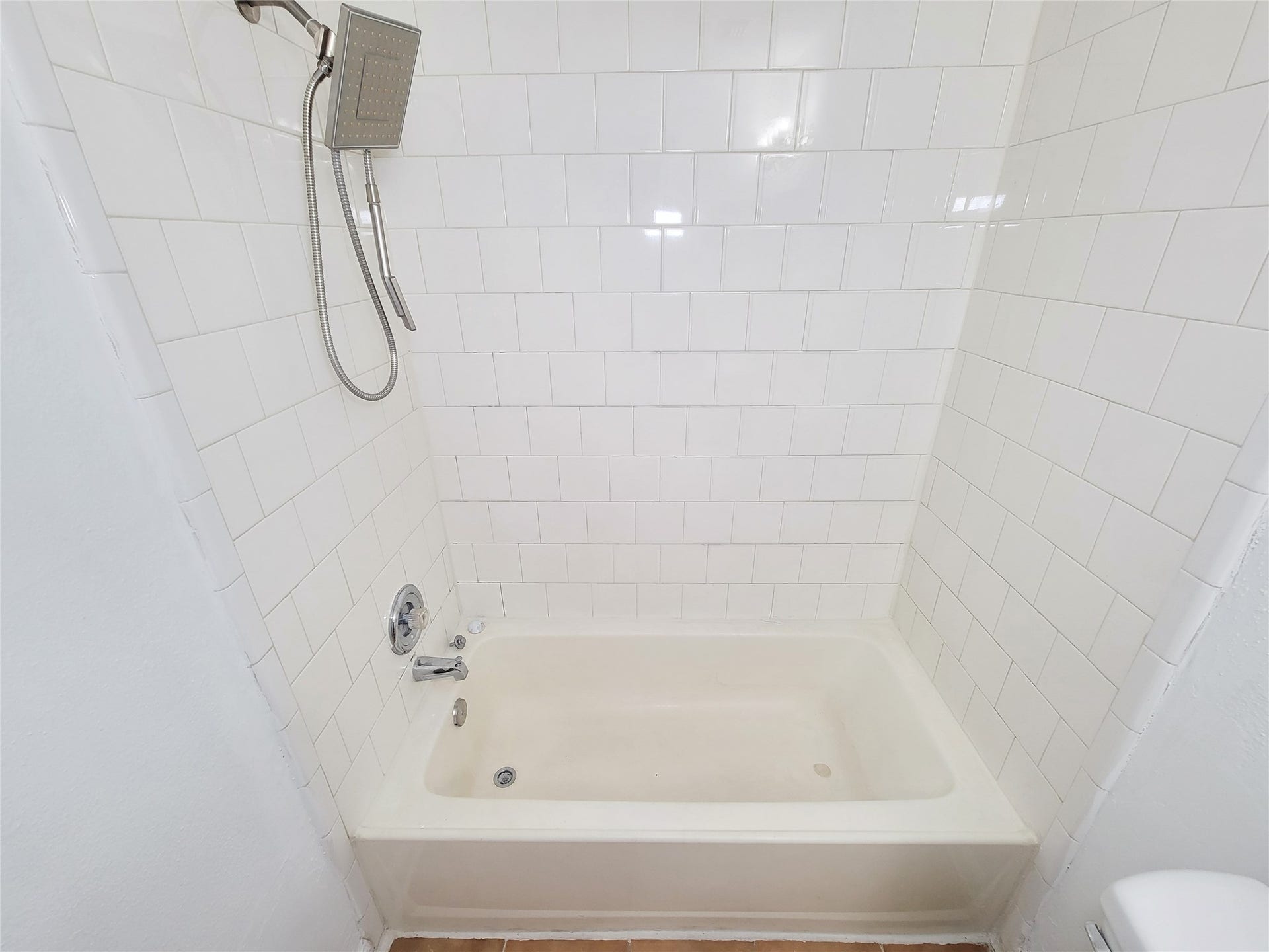 17008 Mercado Drive, Houston, TX 77083 17008 Mercado Drive, Houston, TX 77083