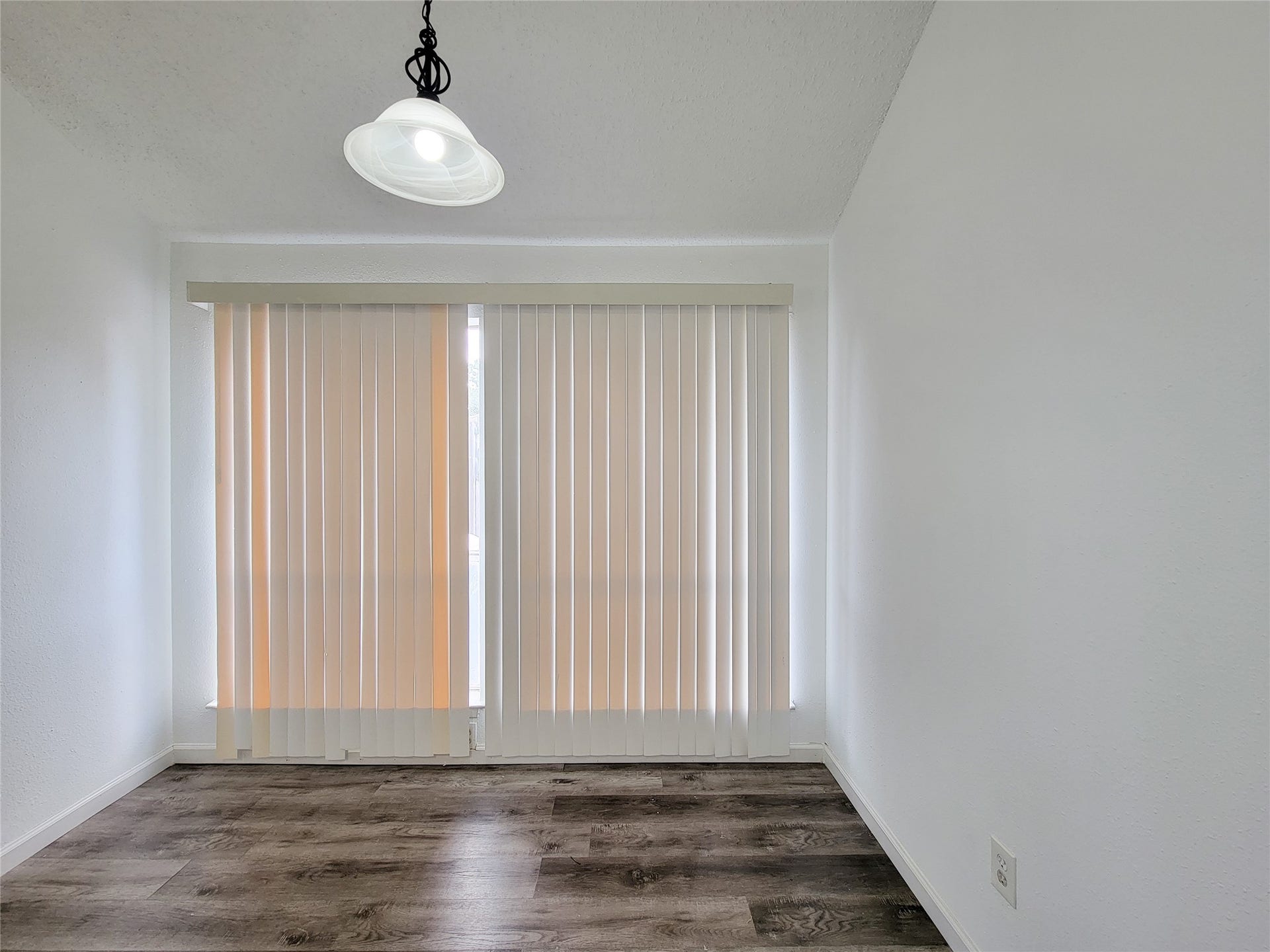 17008 Mercado Drive, Houston, TX 77083 17008 Mercado Drive, Houston, TX 77083