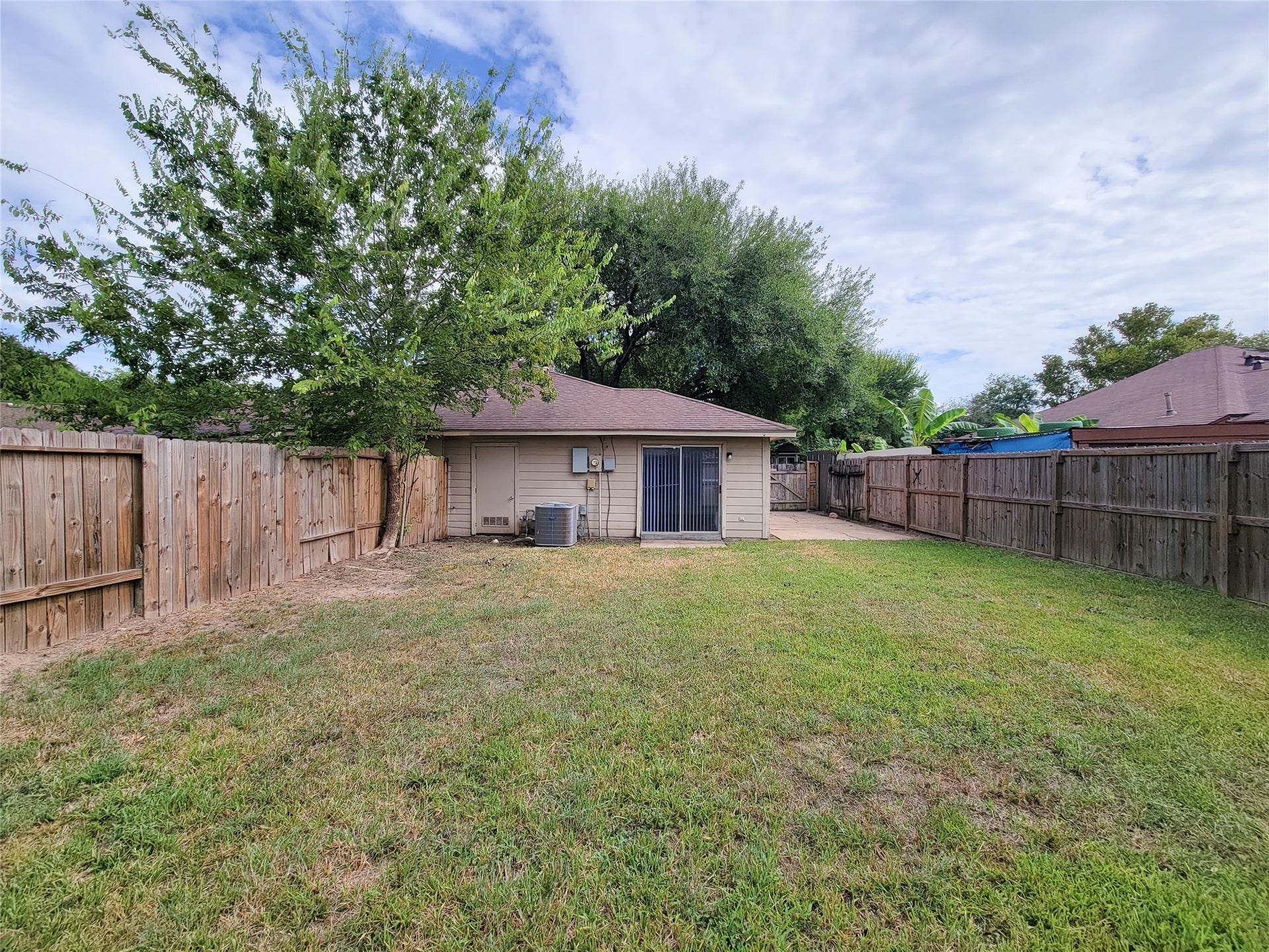 17008 Mercado Drive, Houston, TX 77083 17008 Mercado Drive, Houston, TX 77083