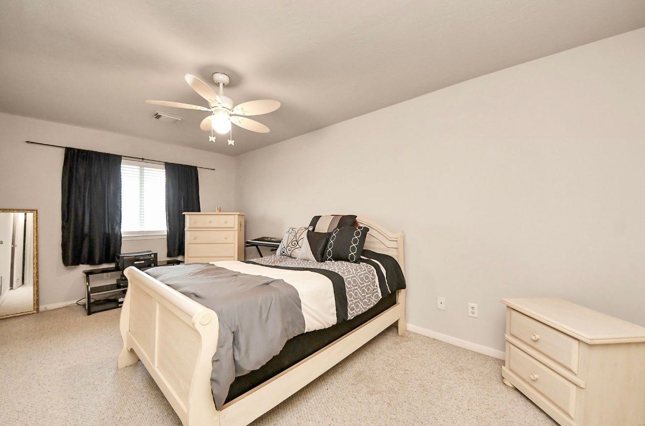 3035 Aspen Hollow Lane, Sugar Land, TX 77479 3035 Aspen Hollow Lane, Sugar Land, TX 77479