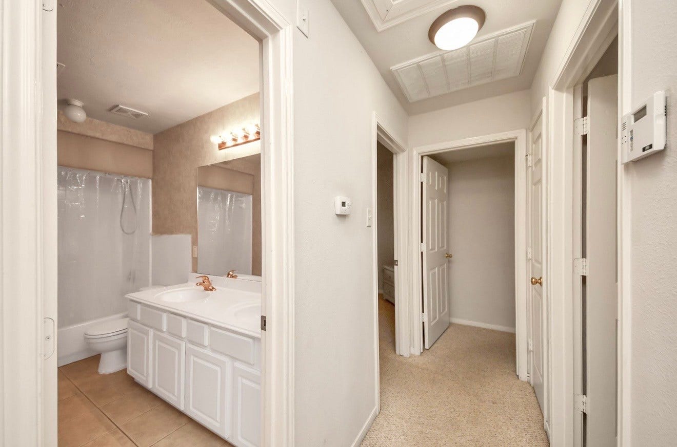 3035 Aspen Hollow Lane, Sugar Land, TX 77479 3035 Aspen Hollow Lane, Sugar Land, TX 77479