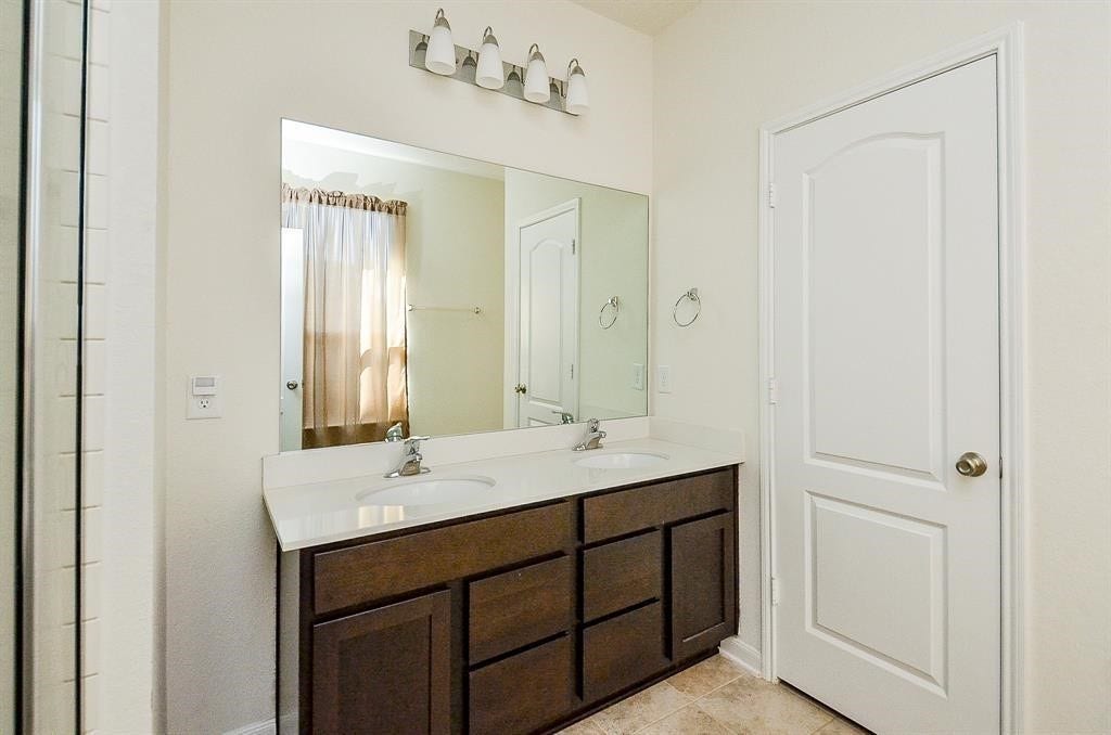 25410 Champion Ridge Court, Katy, TX 77493 25410 Champion Ridge Court, Katy, TX 77493