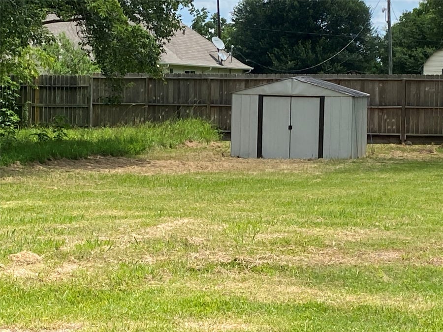 Property photo for 0 Green Valley, Rosharon, TX