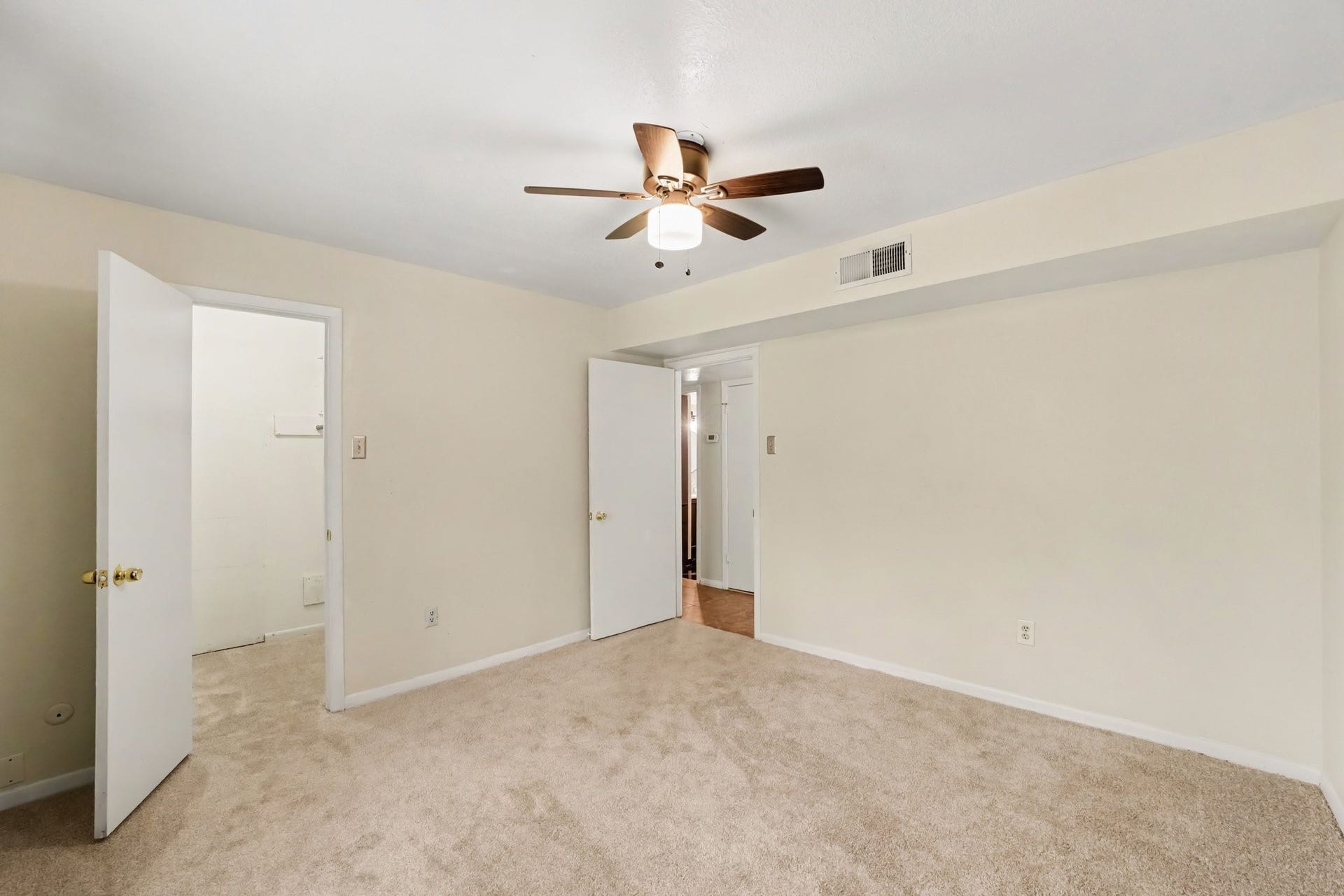 7575 Katy Freeway, #84, Houston, TX 77024 7575 Katy Freeway, #84, Houston, TX 77024
