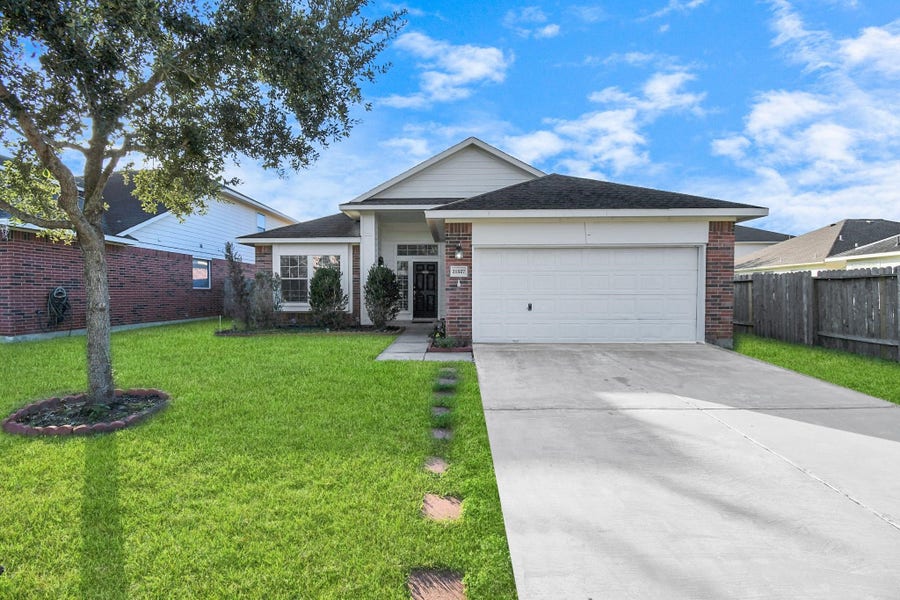 Property photo for 21527 Bedias Creek Drive, Richmond, TX