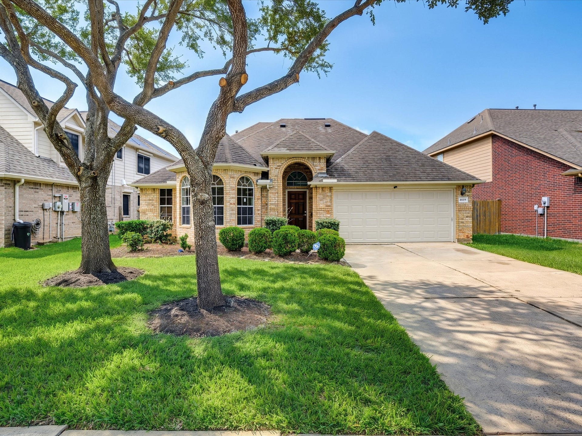4619 Schiller Park Lane, Sugar Land, TX 77479 4619 Schiller Park Lane, Sugar Land, TX 77479