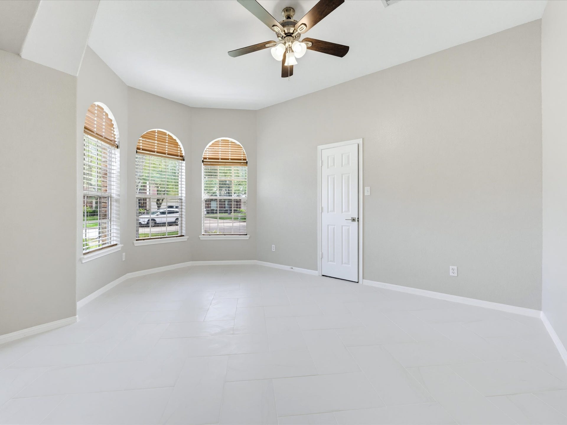 4619 Schiller Park Lane, Sugar Land, TX 77479 4619 Schiller Park Lane, Sugar Land, TX 77479
