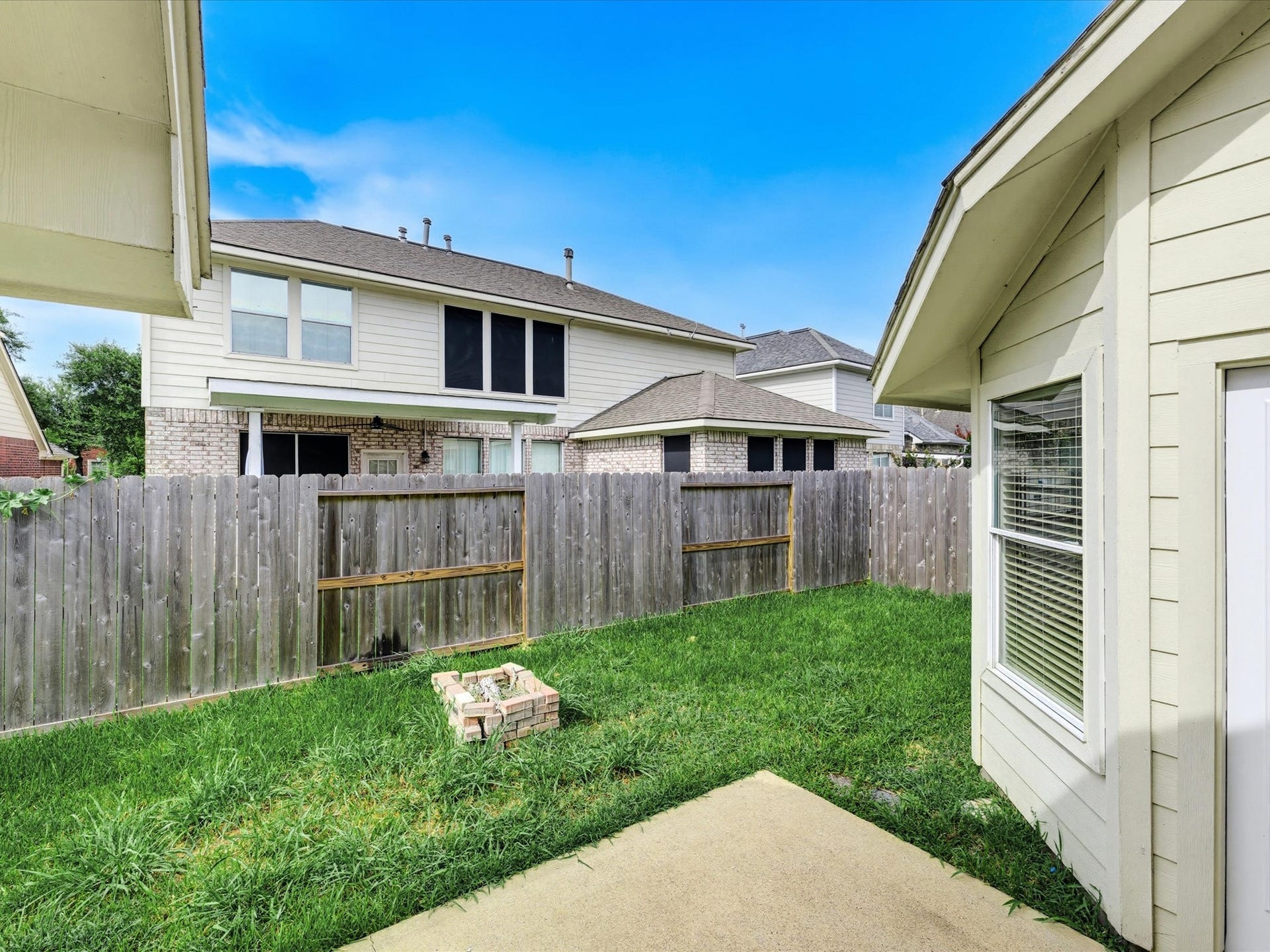 4619 Schiller Park Lane, Sugar Land, TX 77479 4619 Schiller Park Lane, Sugar Land, TX 77479