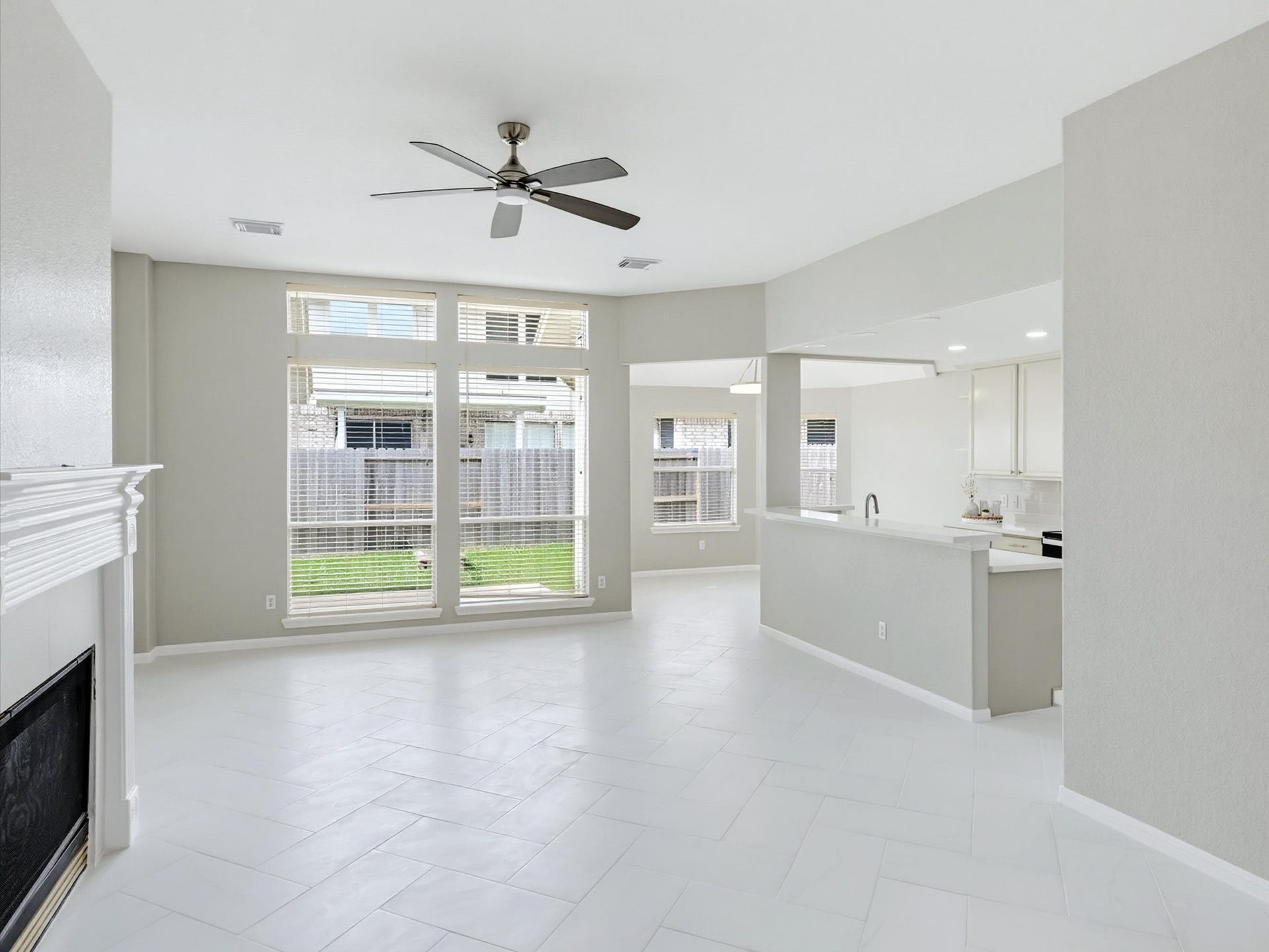 4619 Schiller Park Lane, Sugar Land, TX 77479 4619 Schiller Park Lane, Sugar Land, TX 77479