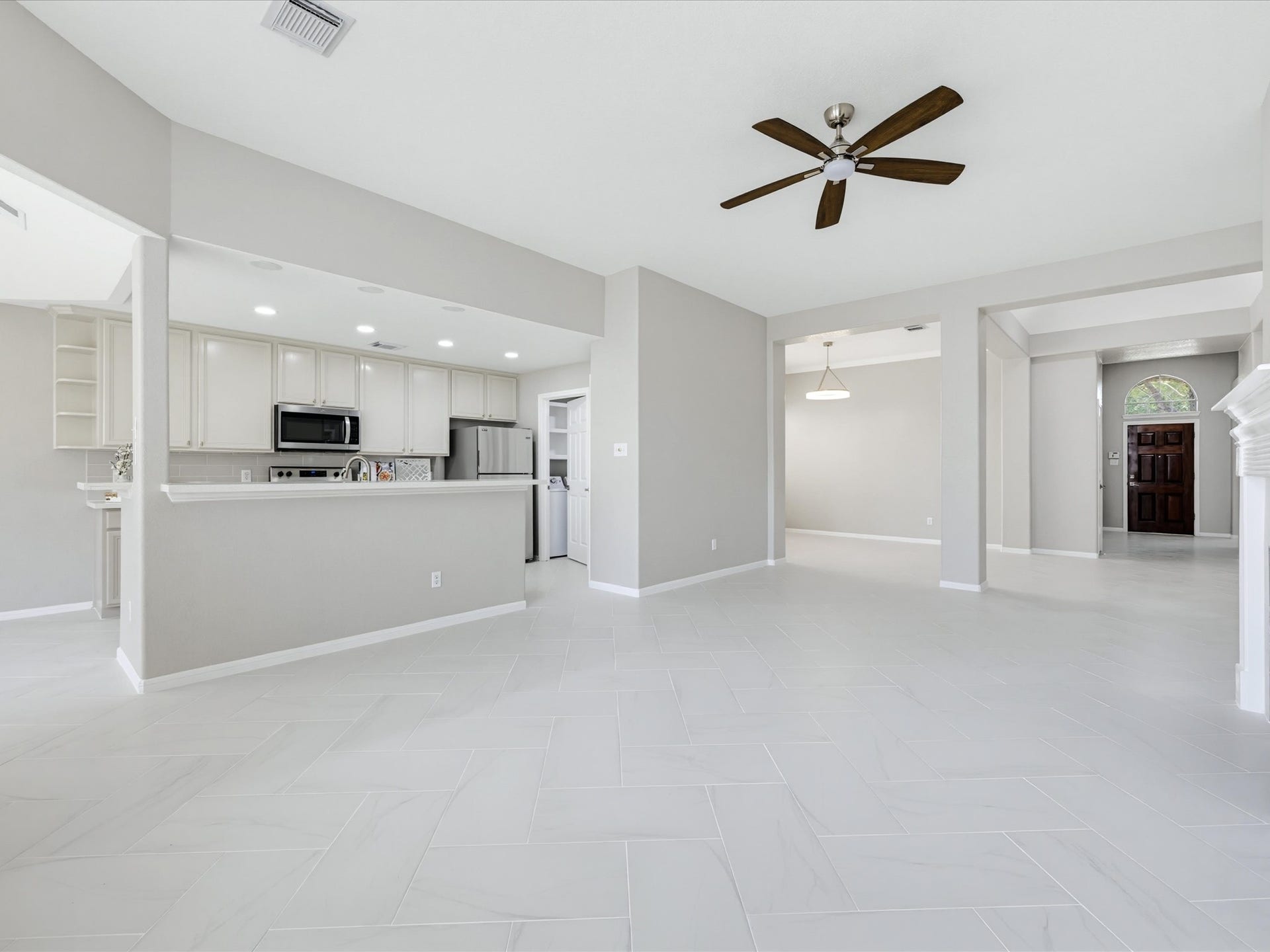 4619 Schiller Park Lane, Sugar Land, TX 77479 4619 Schiller Park Lane, Sugar Land, TX 77479