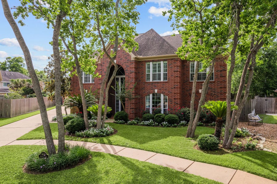 Property photo for 9603 Randon Lane, Missouri City, TX