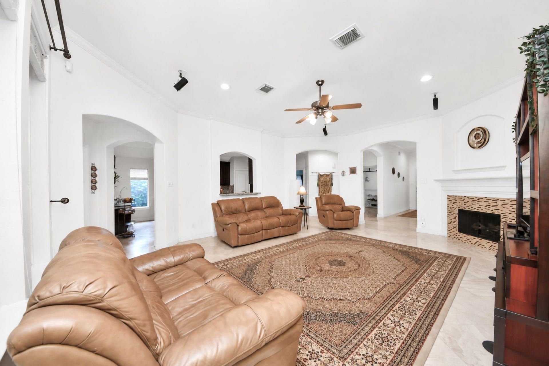 21123 Dover Park Lane, Katy, TX 77450 21123 Dover Park Lane, Katy, TX 77450