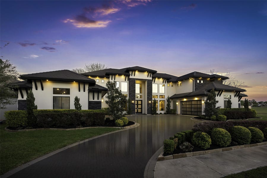 Property photo for 1010 Williams Lake Drive, Richmond, TX