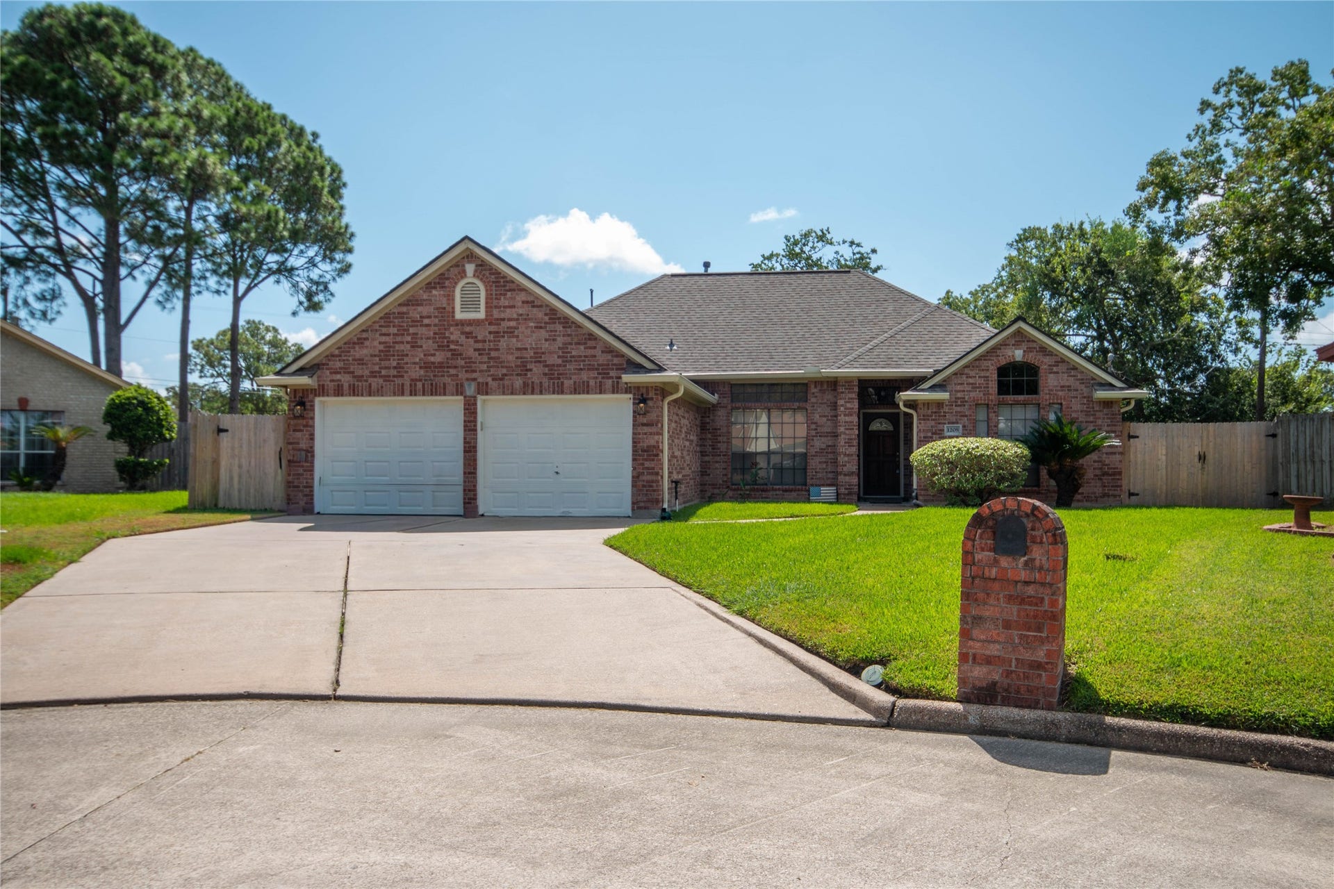 1208 Parkwest Street, Texas City, TX 77591 1208 Parkwest Street, Texas City, TX 77591