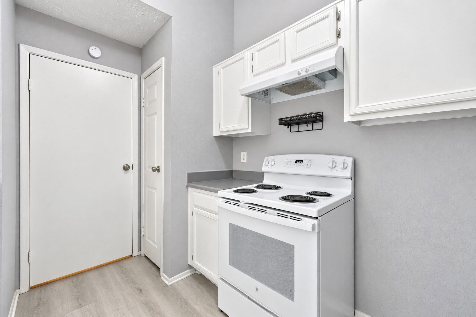 5421 Diane Court, Spring, TX 77373 5421 Diane Court, Spring, TX 77373