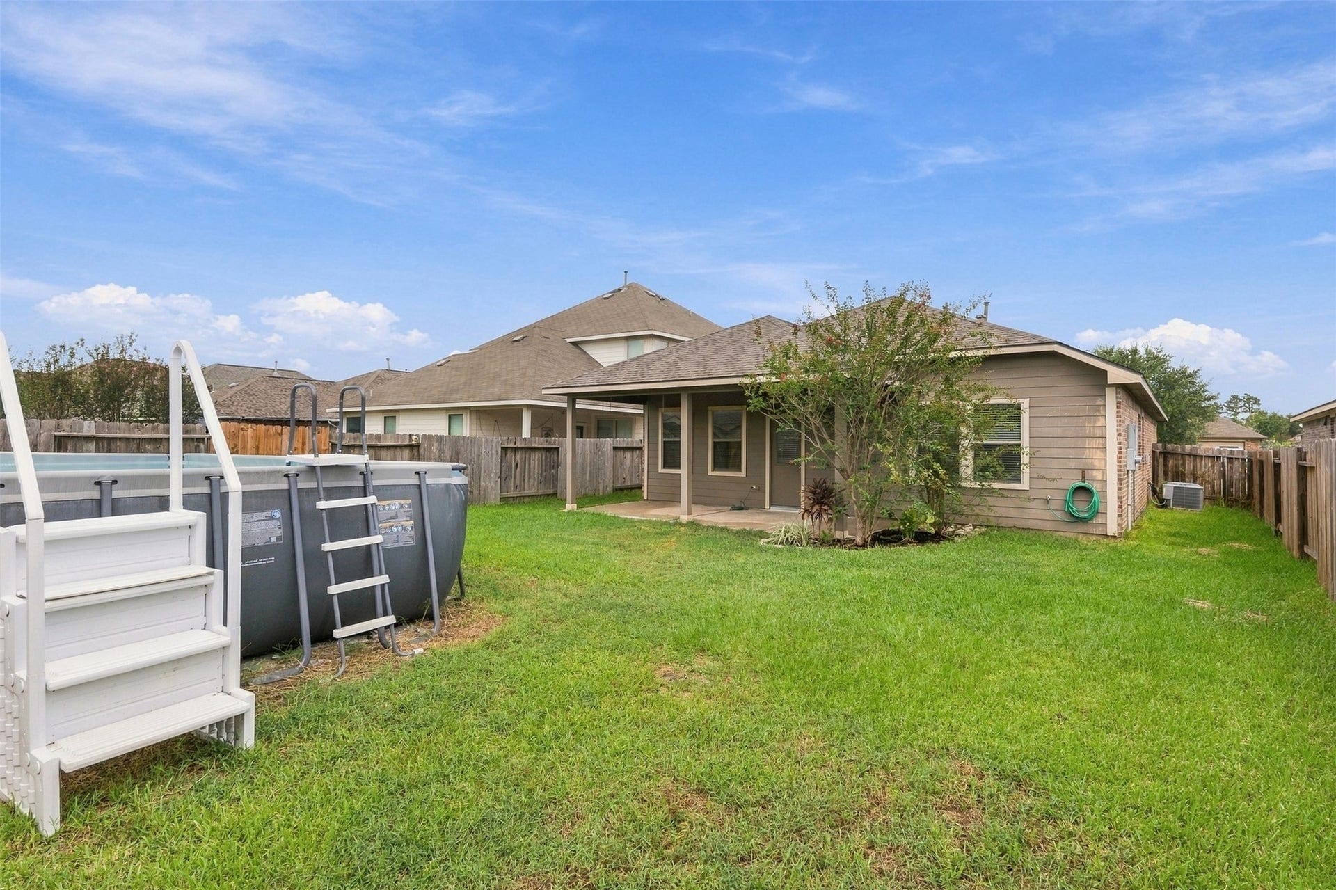 135 Piney Pathway, Magnolia, TX 77354 135 Piney Pathway, Magnolia, TX 77354