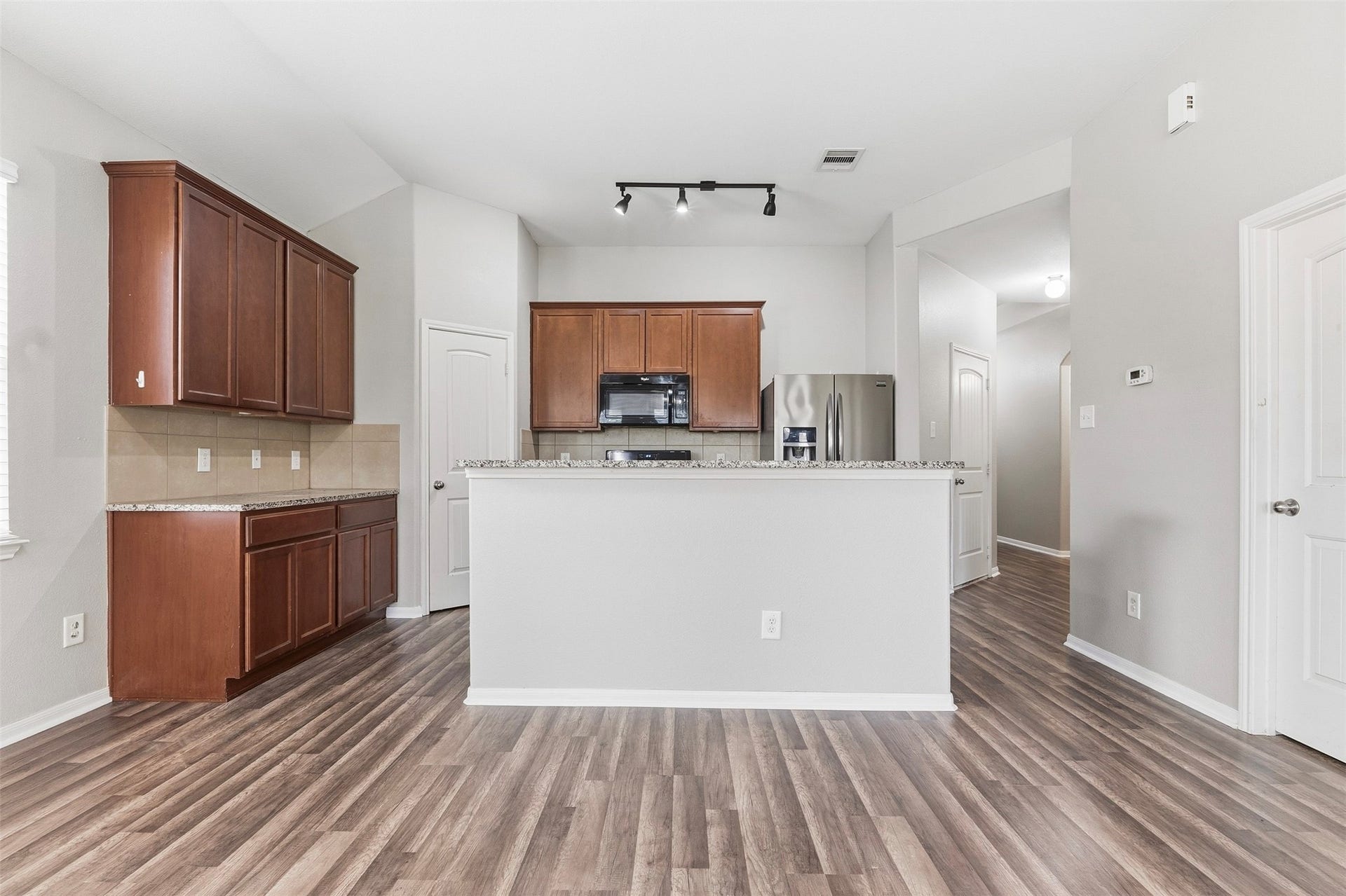 135 Piney Pathway, Magnolia, TX 77354 135 Piney Pathway, Magnolia, TX 77354