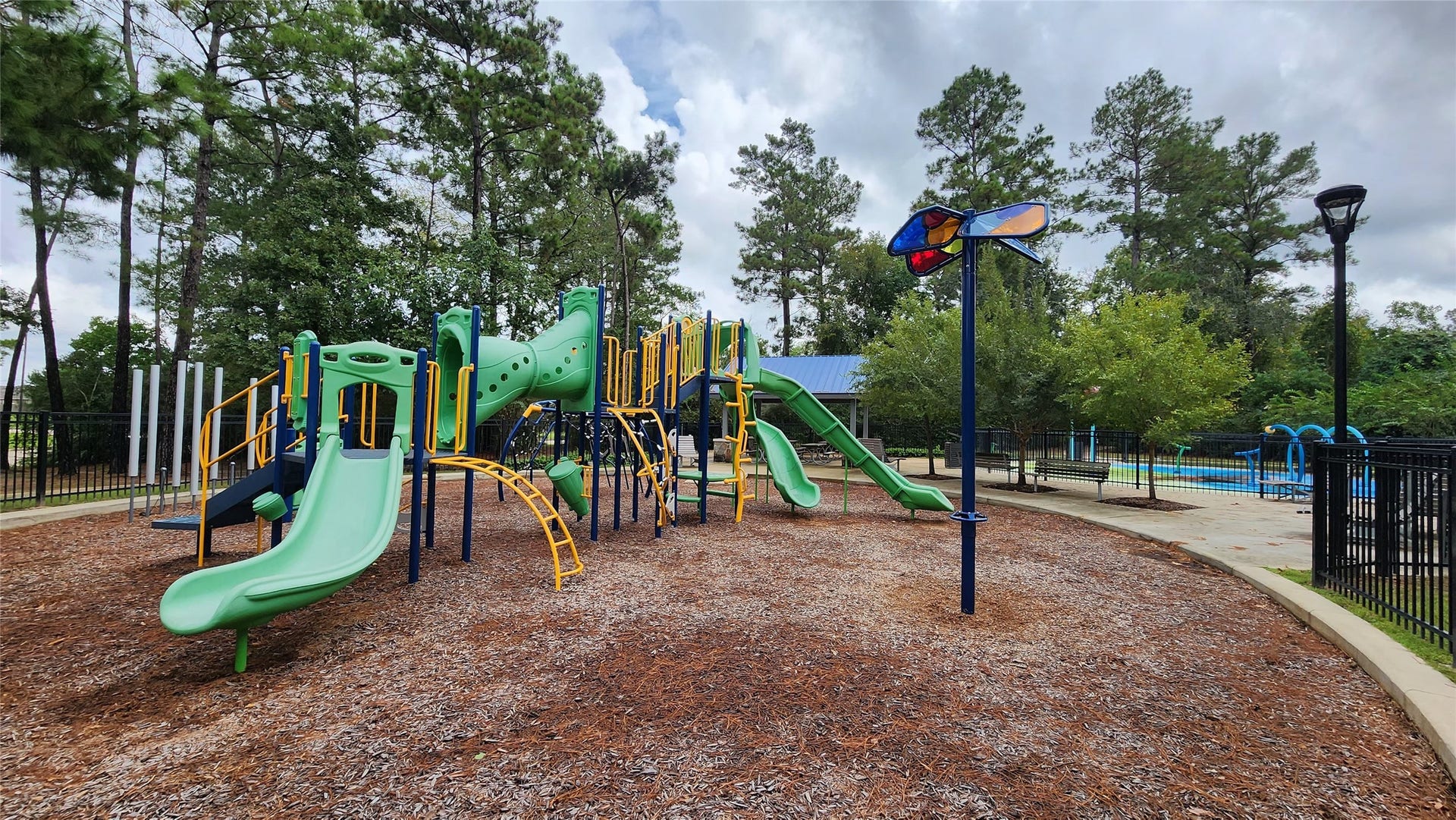 135 Piney Pathway, Magnolia, TX 77354 135 Piney Pathway, Magnolia, TX 77354