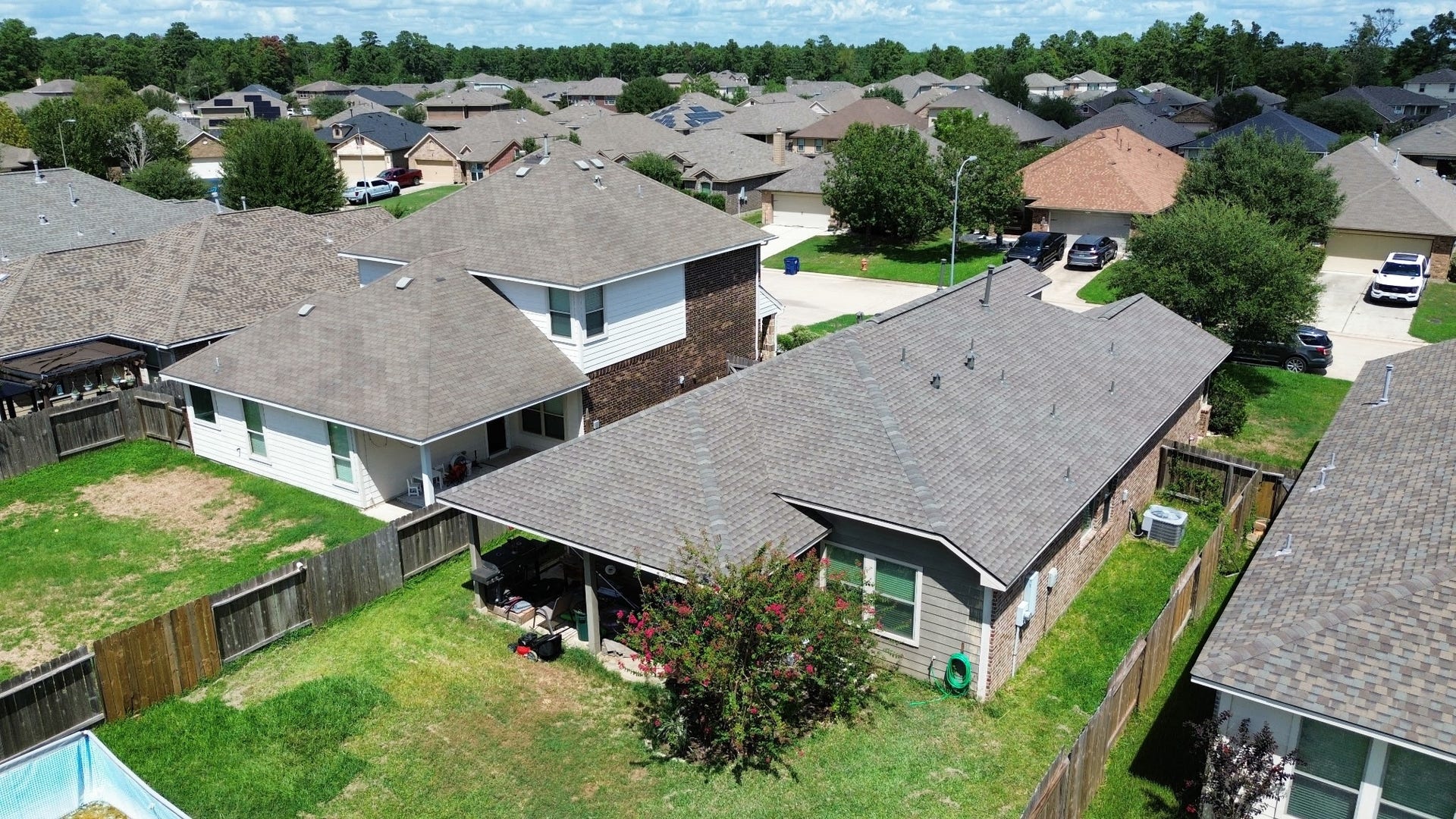 135 Piney Pathway, Magnolia, TX 77354 135 Piney Pathway, Magnolia, TX 77354