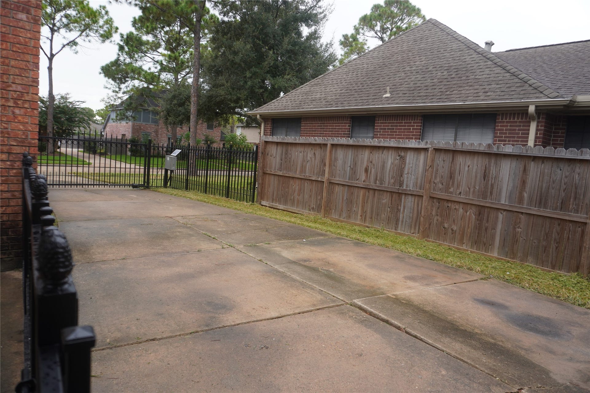 14423 Redbud Valley Trail, Houston, TX 77062 14423 Redbud Valley Trail, Houston, TX 77062
