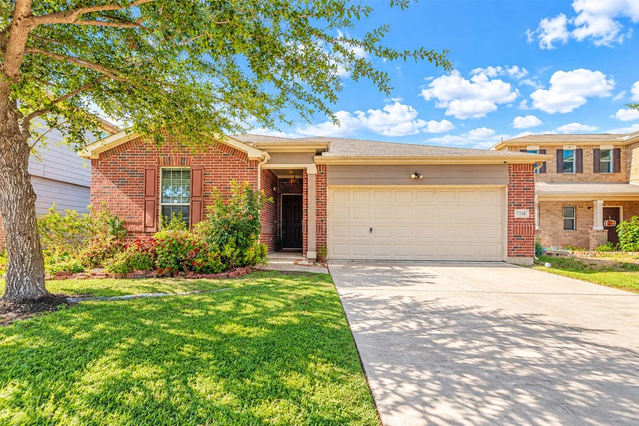 Property photo for 7751 Shavano Lane, Cypress, TX