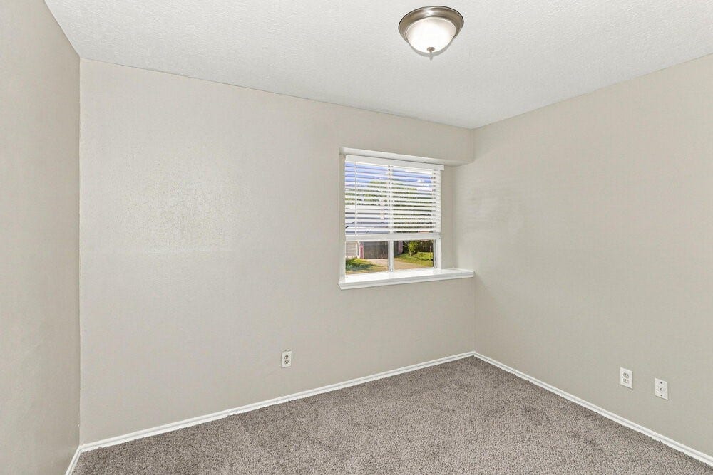16111 Rosenridge Drive, Houston, TX 77053 16111 Rosenridge Drive, Houston, TX 77053