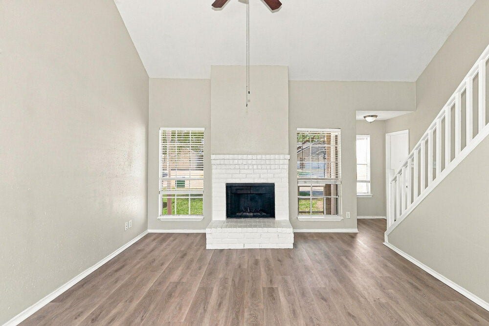 16111 Rosenridge Drive, Houston, TX 77053 16111 Rosenridge Drive, Houston, TX 77053
